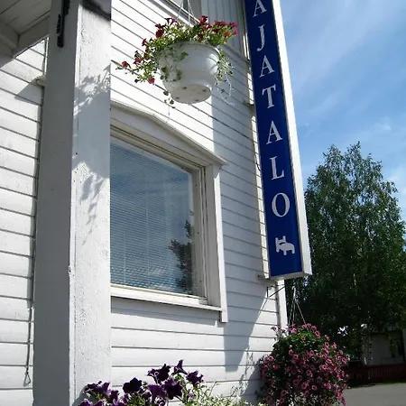 Golden Goose Guest house 3*